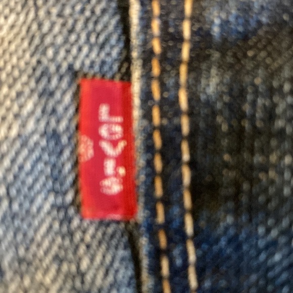 Original Red Levi’s an ICONIC pant - Picture 10 of 10